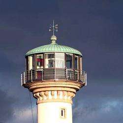 Phare De Kerbel