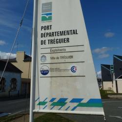 Le Port De Tréguier