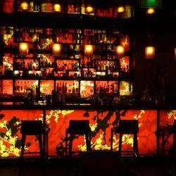 Le Qu4tre Lounge Bar
