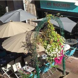 Le Rocher