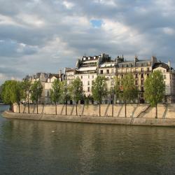 Le Saint-louis