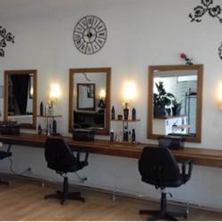 Le Salon Bleu-oria