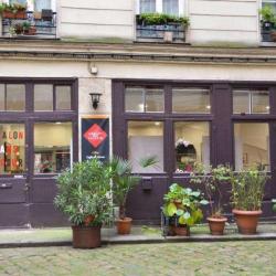 Le Salon Dans La Cour