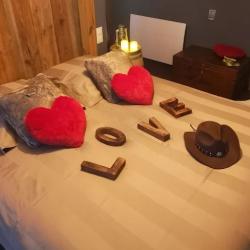Le Saloon De Rose
