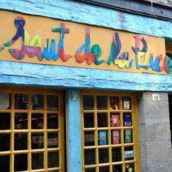 Le Saut De La Puce