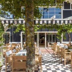 Le Skiff Club - Hôtel Haaïtza
