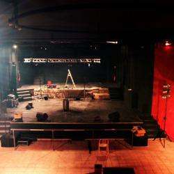 Le Théâtre