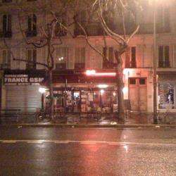 Le Toucan Café