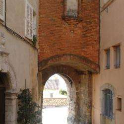 Le Village Médiéval Du Castellet