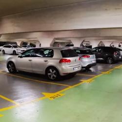 Ledru Rollin Parking