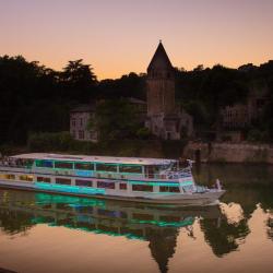 Les Bateaux Lyonnais