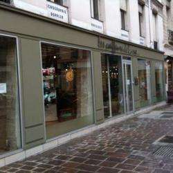 Les Coiffeurs De La Rue