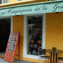 Les Compagnons De La Grappe