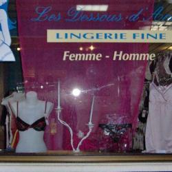 Les Dessous D'annie