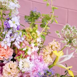 Les Filles Les Fleurs