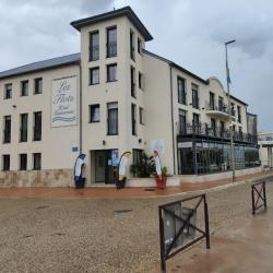 Les Flots - Hôtel Et Restaurant