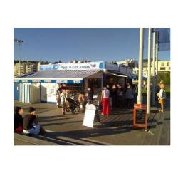 Les Flots Bleus