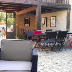Les Granges De Noyers