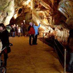Les Grottes D'azé