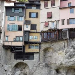 Les Maisons Suspendues De Pont-en-royans