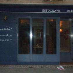 Les Marines De Suresnes Restaurant