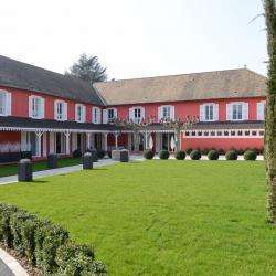 Les Maritonnes Restaurant Rouge & Blanc