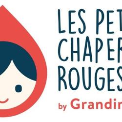 Les Petits Chaperons Rouges