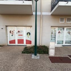 Les Petits Chaperons Rouges