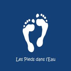 Les Pieds Dans L'eau