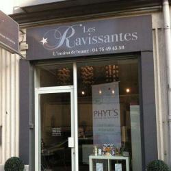 Les Ravissantes