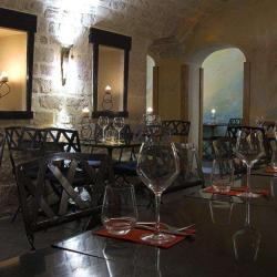 Little Cesar Restaurant