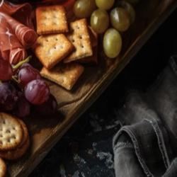 Livraison Planche Charcuterie - Livraison Pizza Lyon - Livraison Foie Gras, Saumon, Fromage, Fruits De Mer