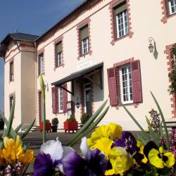 Logis Auberge De L'ombrée