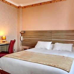 Logis Hôtel Au Relais Nivernais
