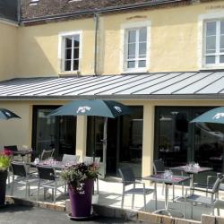 Logis Hôtel Auberge De La Cloche