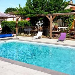 Logis Hôtel Cruzel