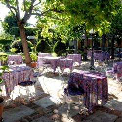 Logis Hôtel Le Dahu