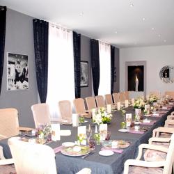 Logis Hôtel Les Cèdres Bleus