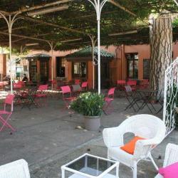 Logis Hôtel Les Glycines