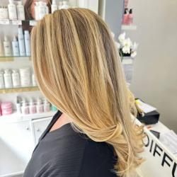 Lola Coiffure Et Beauté