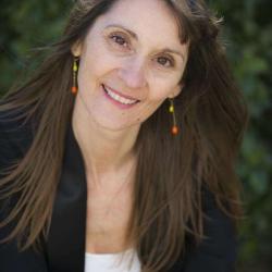 Lorette Caillon