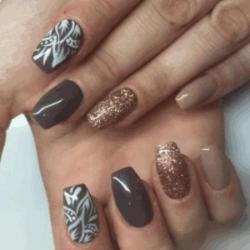 Luminails