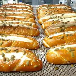 M Bretzels Café