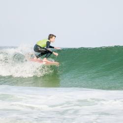 Maa Surf Shop And School