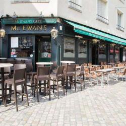 Mac Ewan's Café
