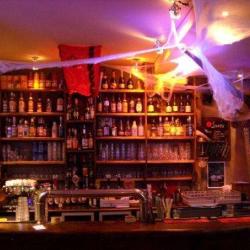 Mad Maker Pub