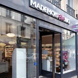 Mademoiselle Bio