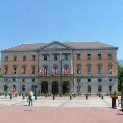 Mairie D'annecy Et Astrolabe