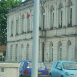Mairie D'étauliers