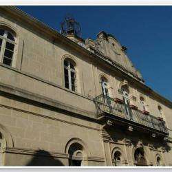 Mairie De Calvisson